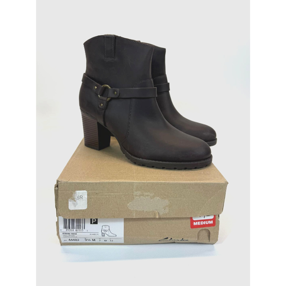 Clarks Verona Rock Ankle Leather Boots Brown Heeled Western Buckle Size 9.5 - Picture 2 of 7